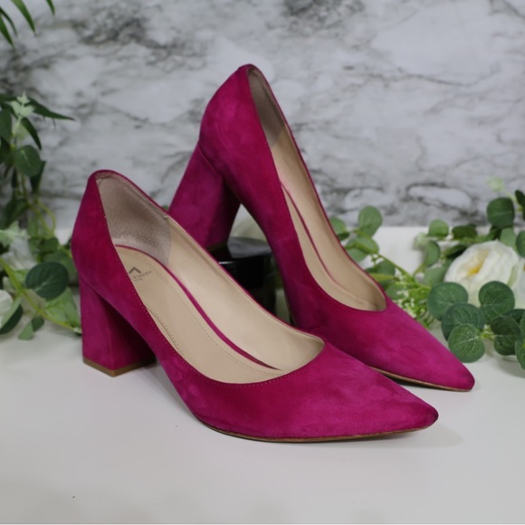 Marc Fisher Shoes - Marc Fisher Zala Dark Pink magenta Suede Block Heel Pointy Toe Pump size 8M